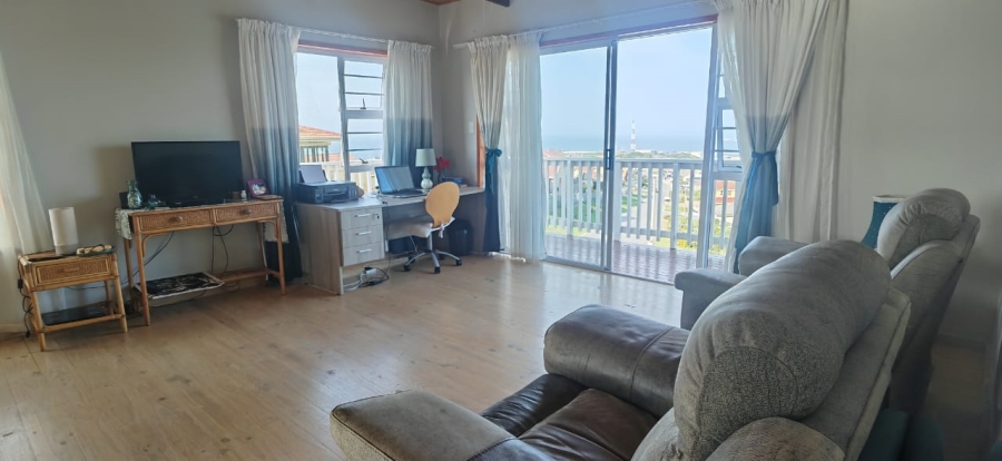 5 Bedroom Property for Sale in Seemeeu Park Western Cape